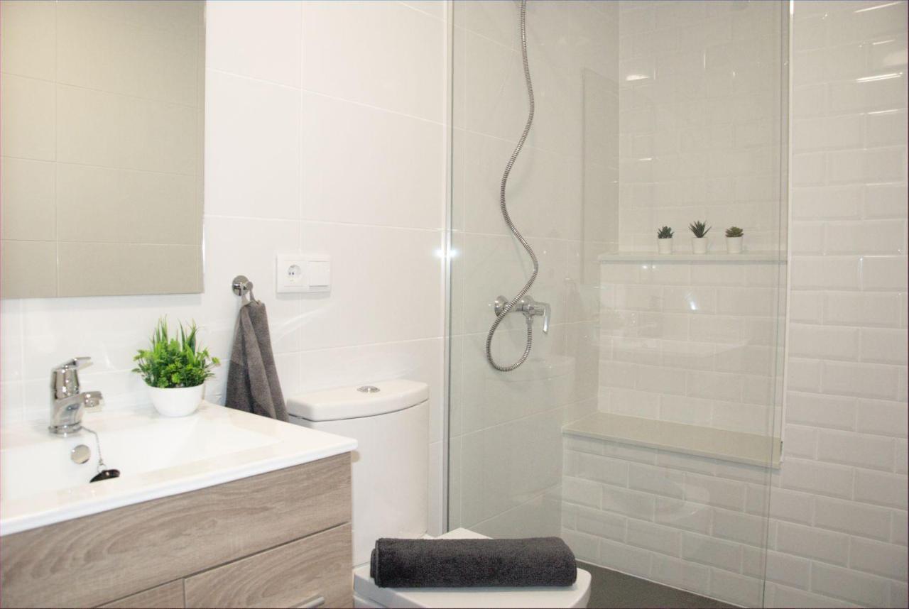 Vivienda Junto A Ruzafa - 12 Pax Y Mas Apartment บาเลนเซีย ภายนอก รูปภาพ