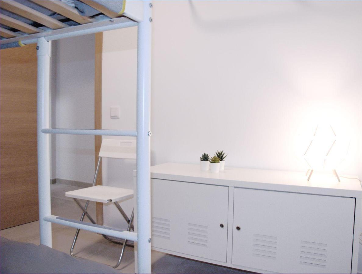 Vivienda Junto A Ruzafa - 12 Pax Y Mas Apartment บาเลนเซีย ภายนอก รูปภาพ