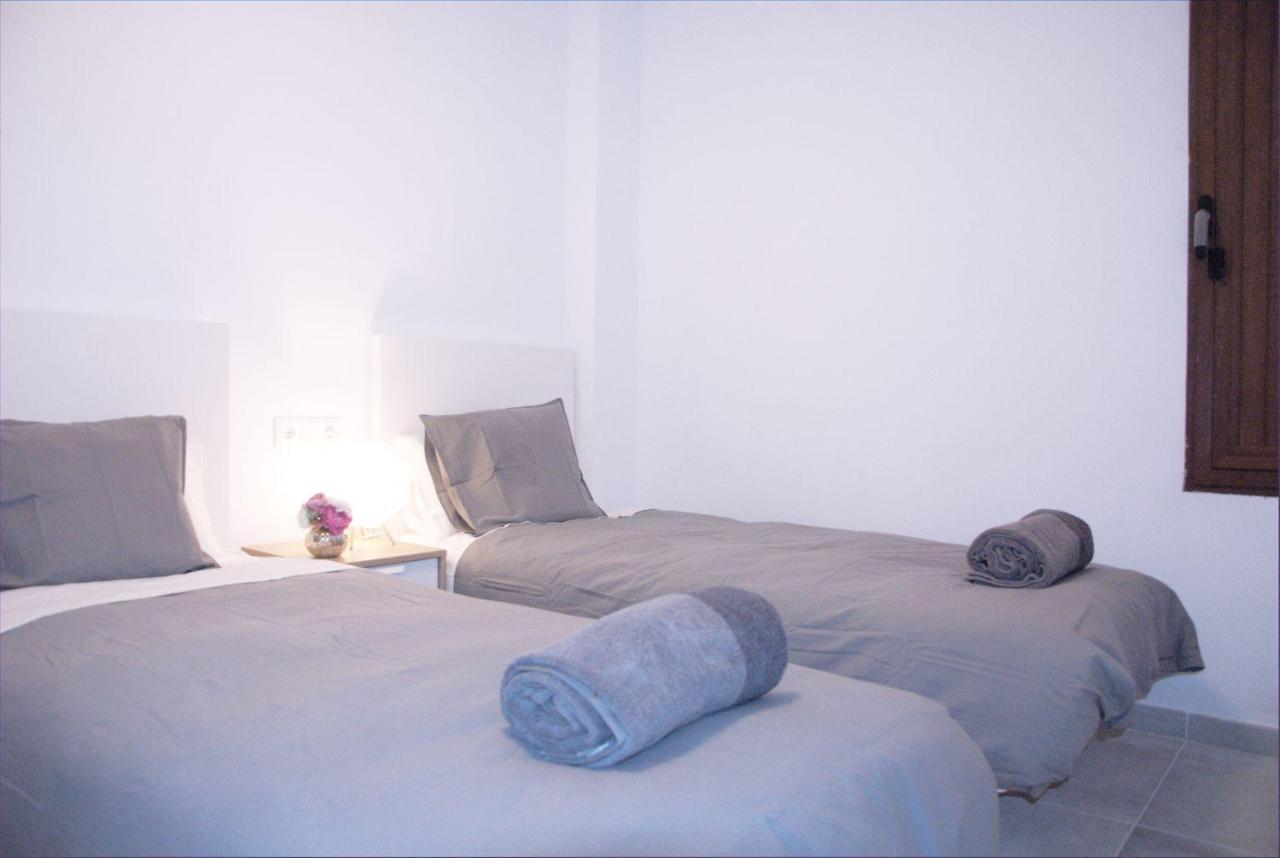 Vivienda Junto A Ruzafa - 12 Pax Y Mas Apartment บาเลนเซีย ภายนอก รูปภาพ