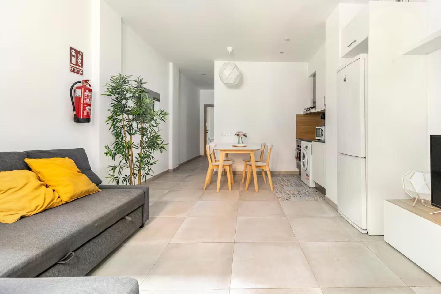 Vivienda Junto A Ruzafa - 12 Pax Y Mas Apartment บาเลนเซีย ภายนอก รูปภาพ