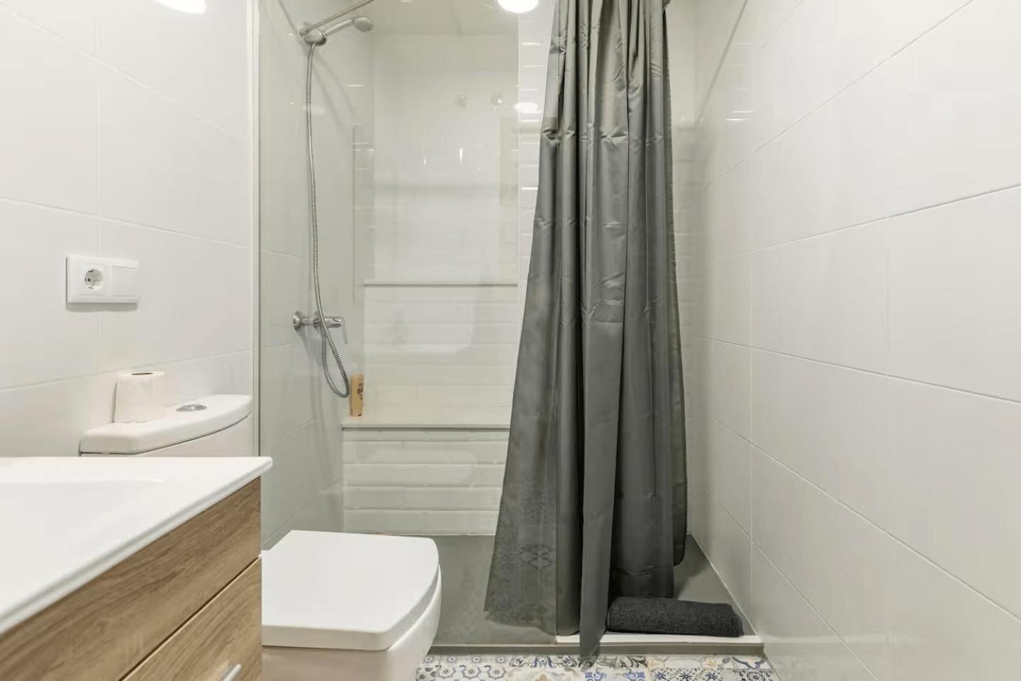 Vivienda Junto A Ruzafa - 12 Pax Y Mas Apartment บาเลนเซีย ภายนอก รูปภาพ