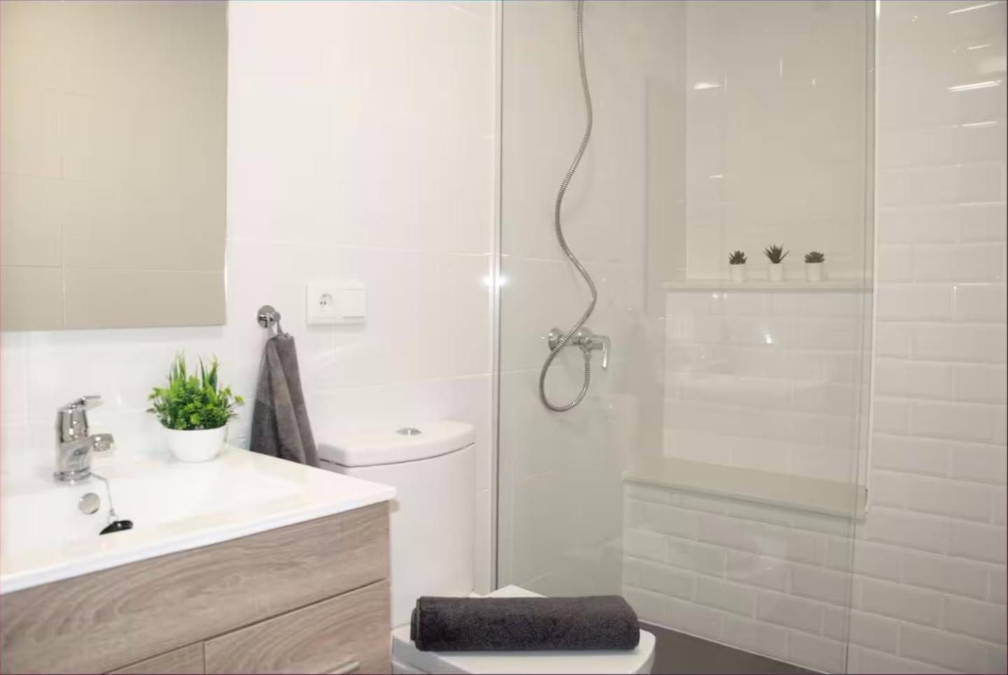 Vivienda Junto A Ruzafa - 12 Pax Y Mas Apartment บาเลนเซีย ภายนอก รูปภาพ